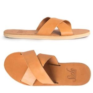 Sseko tan leather slides sandals size 8 Crossover